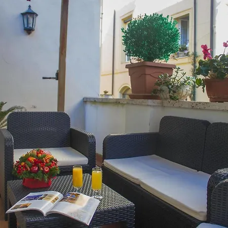 Residenza Canova Tadolini - بيت ضيافة