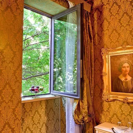 Residenza Canova Tadolini Affittacamere 4*