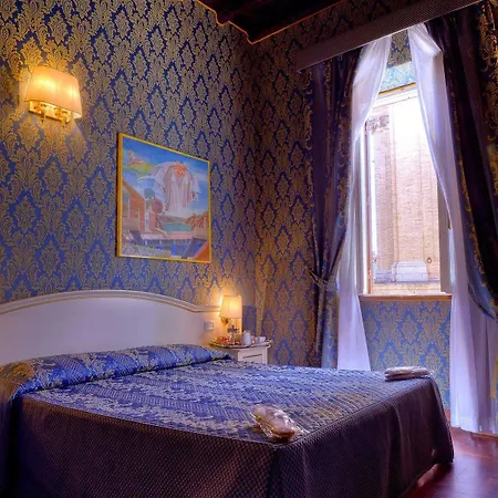 Residenza Canova Tadolini Affittacamere 4*