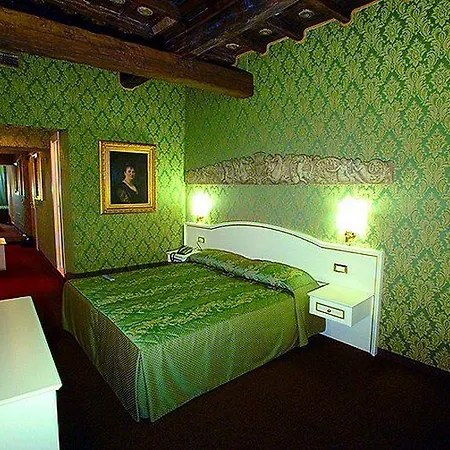 Residenza Canova Tadolini Affittacamere