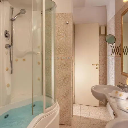 Residenza Canova Tadolini - Rome