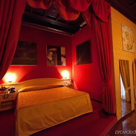 Residenza Canova Tadolini Roma