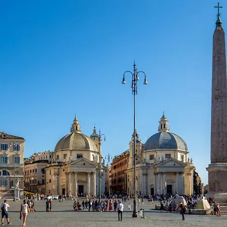 Affittacamere Residenza Canova Tadolini 4*