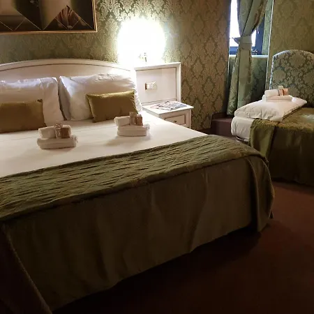 Residenza Canova Tadolini 4*