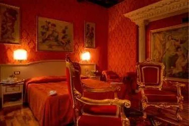 Residenza Canova Tadolini - 4*