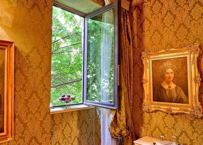 Residenza Canova Tadolini - 招待所 4*