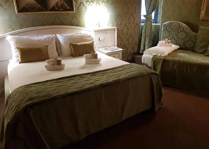 Residenza Canova Tadolini - 4*