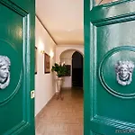 Residenza Canova Tadolini - 4*