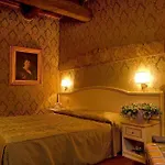 Residenza Canova Tadolini - 招待所