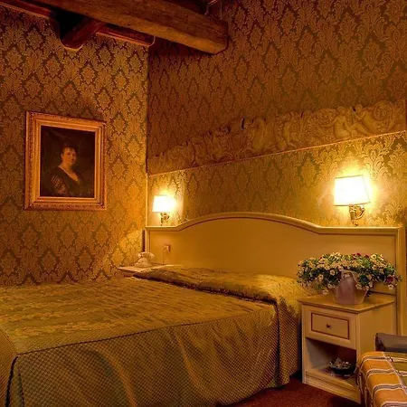 Residenza Canova Tadolini - Guest house