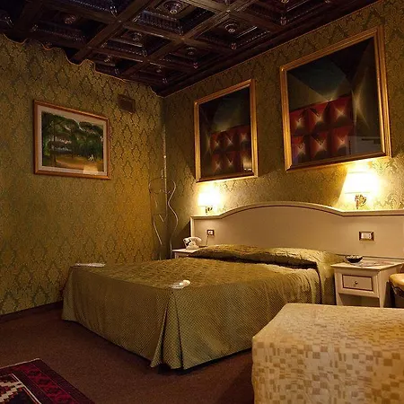 Pensjonat Residenza Canova Tadolini - 4*