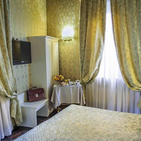 Residenza Canova Tadolini - Pensjonat 4*